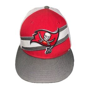 Tampa Bay Buccaneers Hat Cap Adjustable Snapback Men's OS Black New Era Football